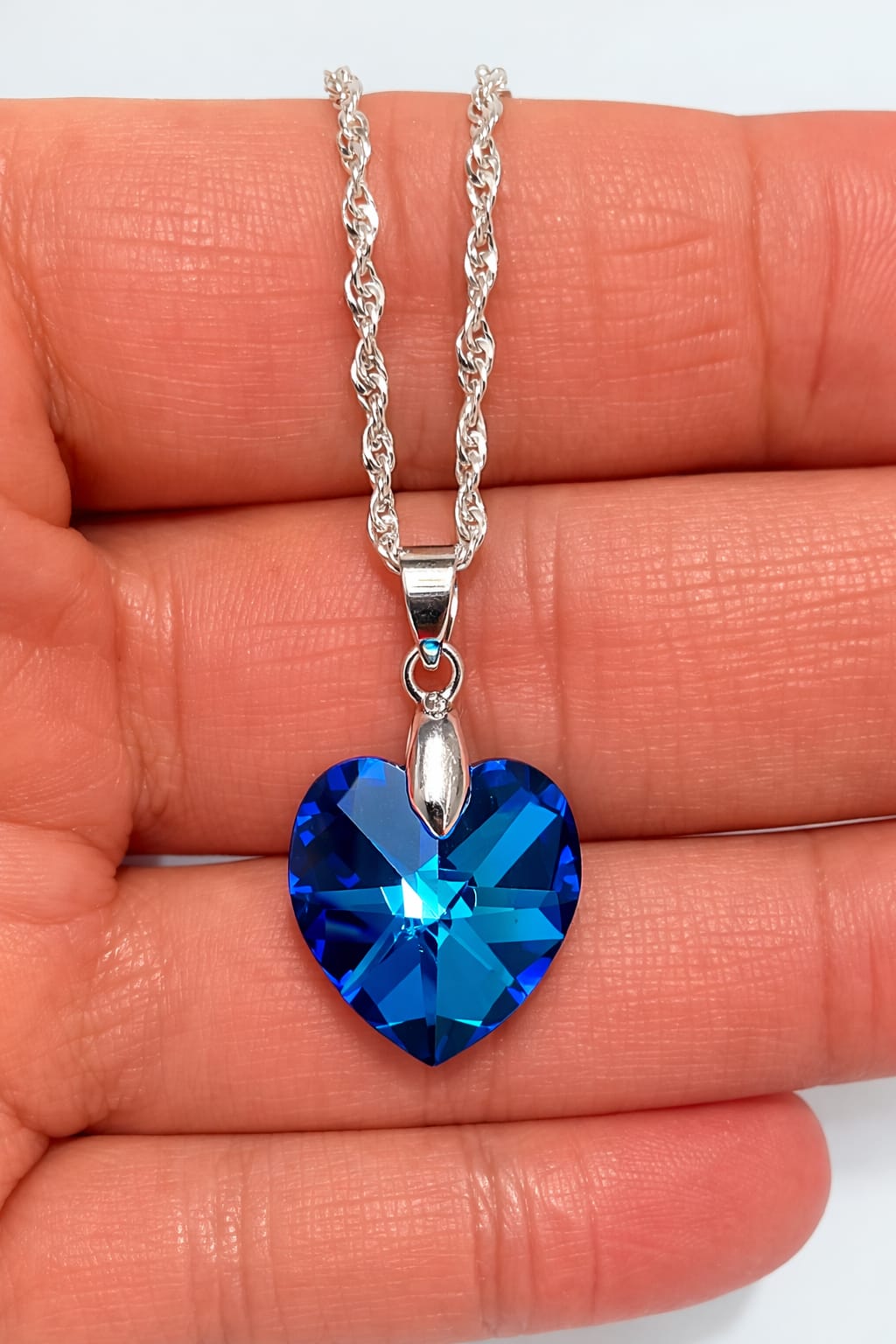 Colar Feminino Prata Singapura com Pingente Coração Swarovski 18mm Bermuda Blue