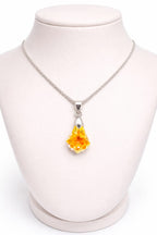 Colar Feminino Prata Singapura com Pingente Folha Milênio Swarovski 16mm Aurora Boreal