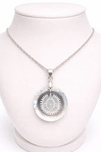 Colar Feminino Prata Singapura com Pingente Medalhão Sol Swarovski 25mm Crystal