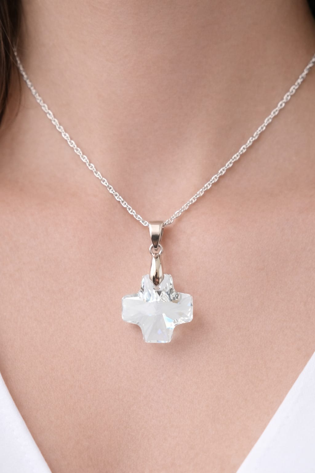 Colar Feminino Prata Singapura com Pingente Cruz Swarovski 20mm Crystal