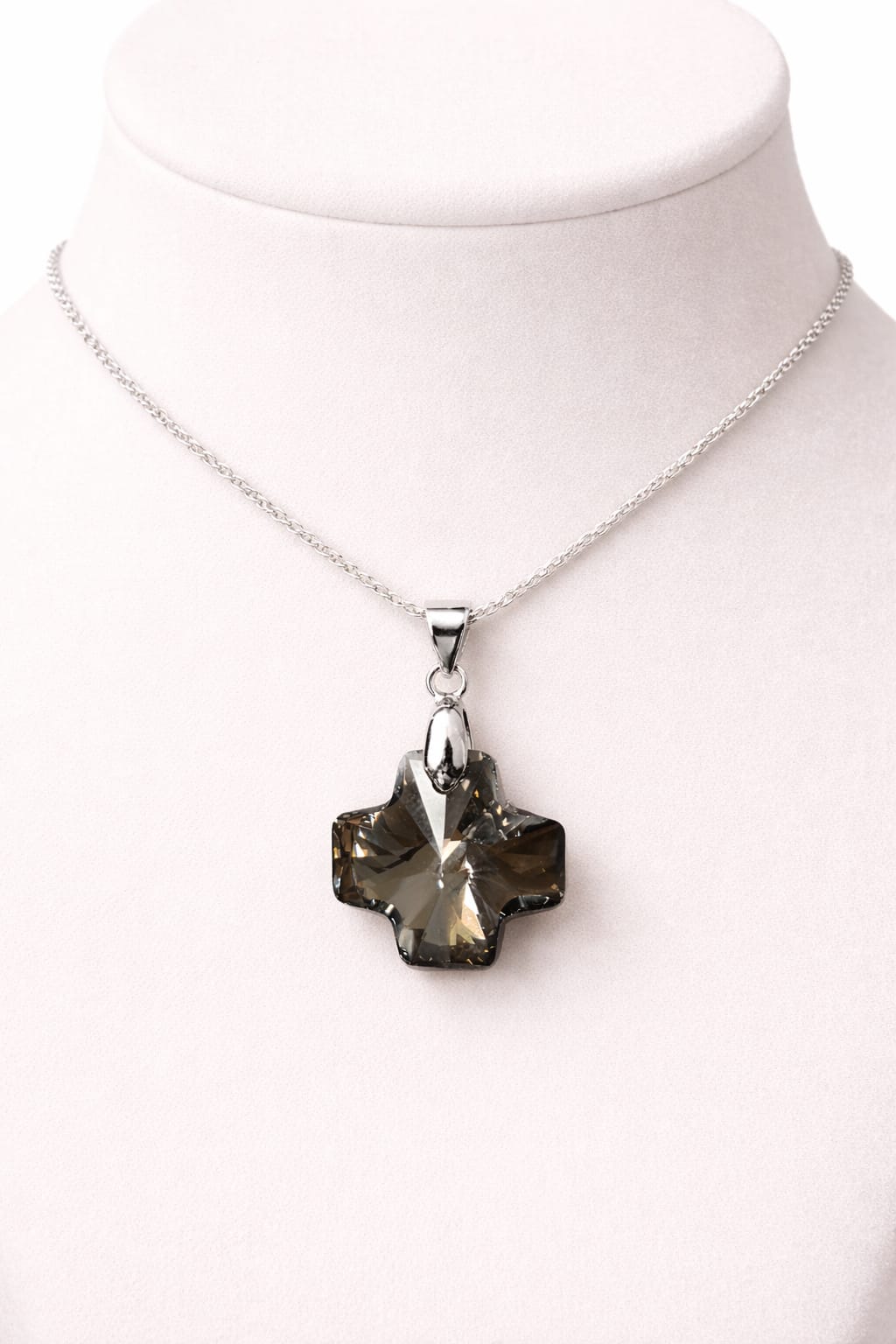 Colar Feminino Prata Singapura com Pingente Cruz Swarovski 20mm Metalic Silver