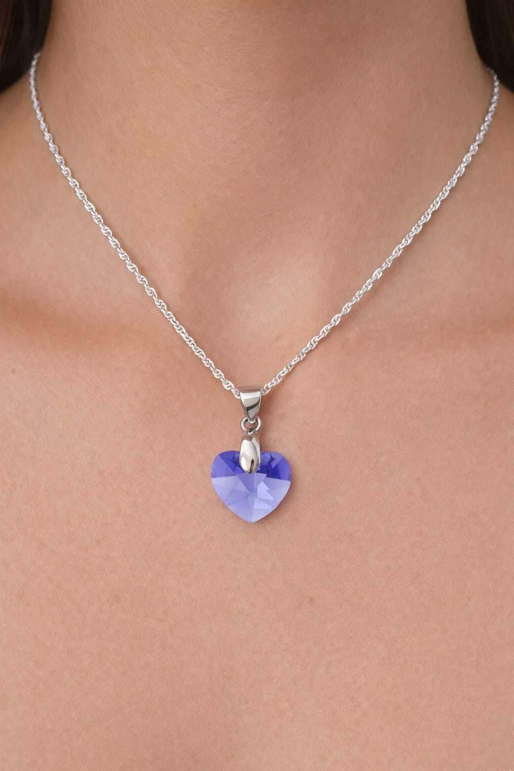 Colar Feminino Prata Singapura com Pingente Coração Swarovski 14mm Violet